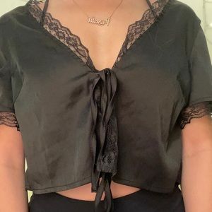 black laced top